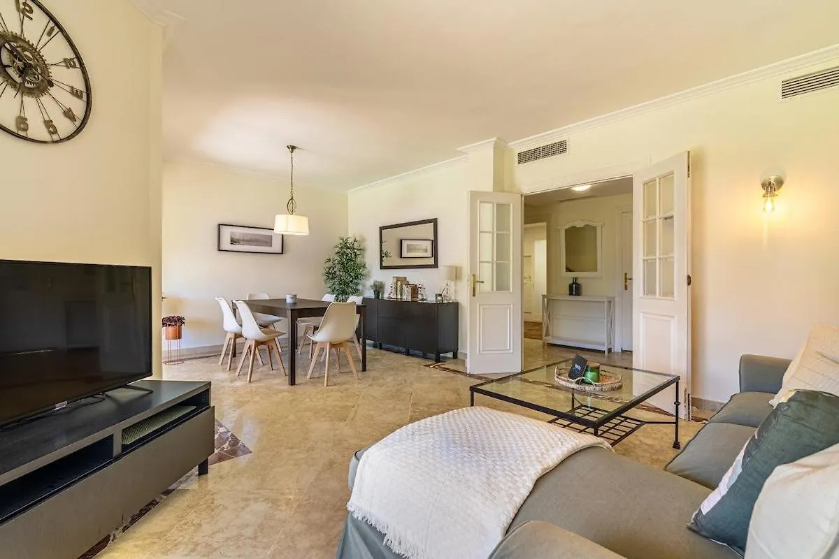 Spacious 3 Bed Home In La Quinta Golf- Marbella Málaga Apartamento