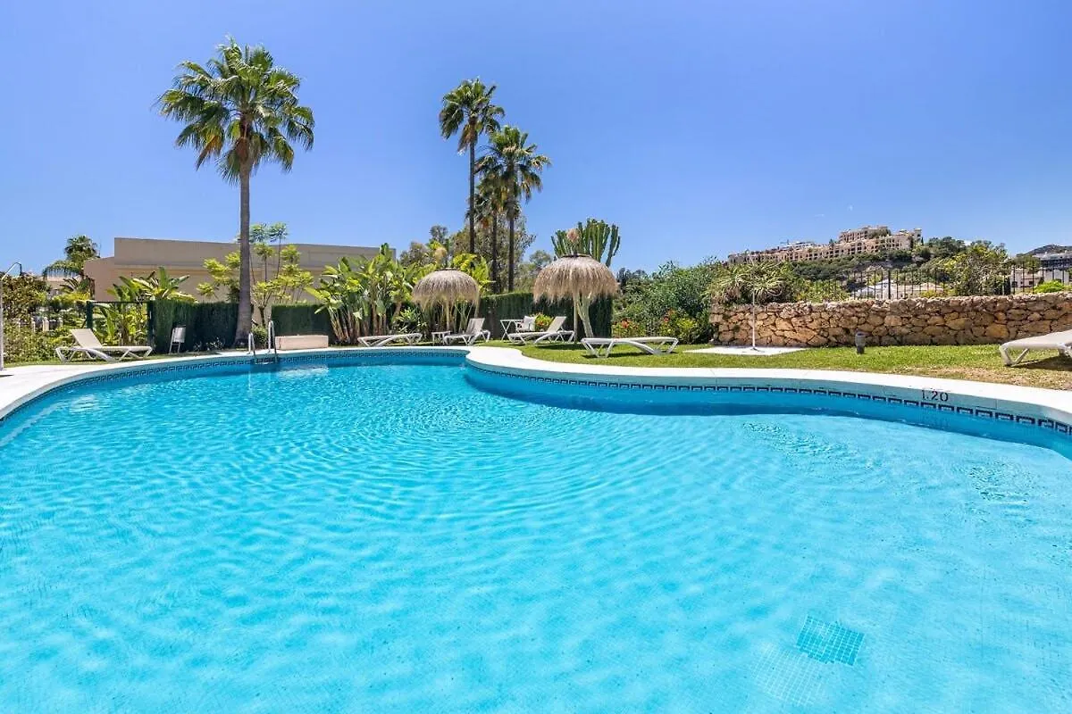 Spacious 3 Bed Home In La Quinta Golf- Marbella Malaga
